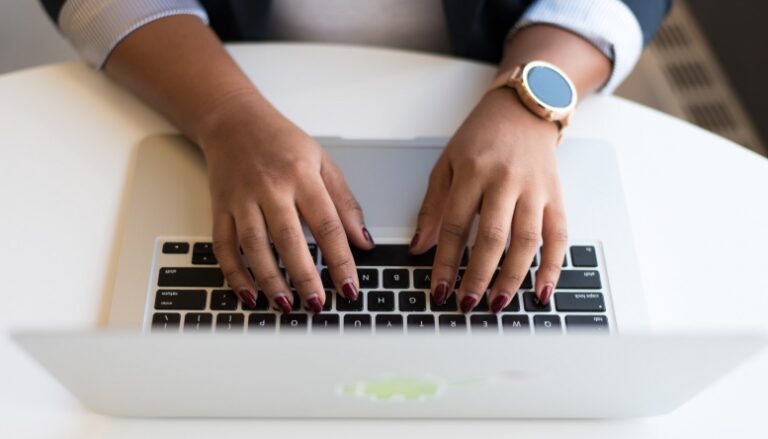 hands-on-keyboard-900×444